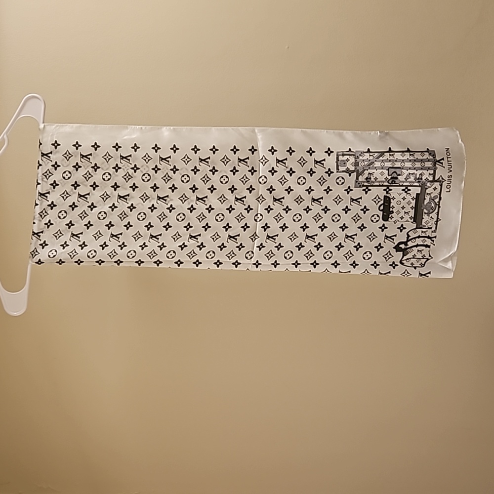 Louis vuitton  Scarf